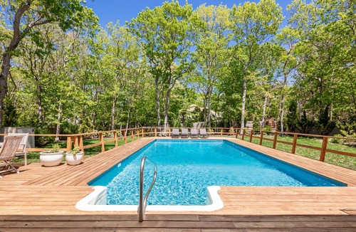 Lion Head Beach House | 4 House from Bay Beach