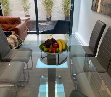 Islington House | 4 Islington Park Street