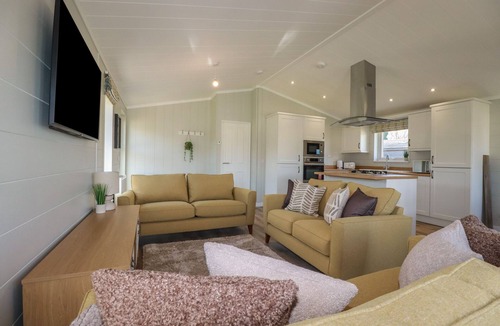 Dobwalls Cottage | 4 Meadow Retreat