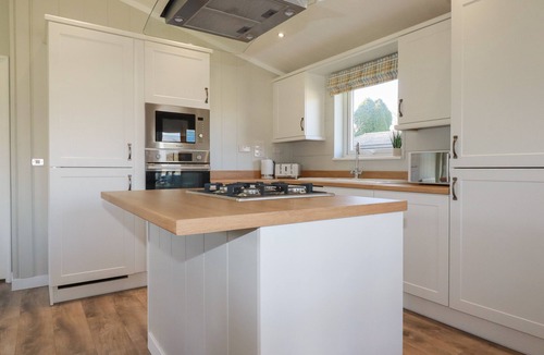 Dobwalls Cottage | 4 Meadow Retreat