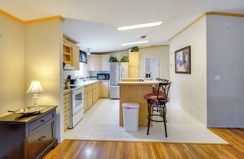 Perry House | 4 Mi to Beach: Perry Home Near Boat Launch