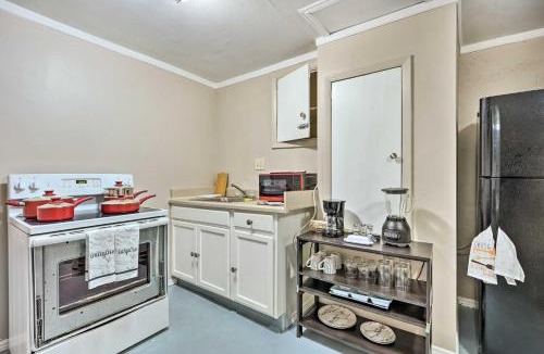 Bayonet Point Apartment | 4 Mi to Beaches: Cozy Studio in Port Richey!