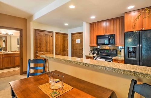 The Highlands Condo | 4 Mi to Breckenridge Resort: Condo w/Sauna Access