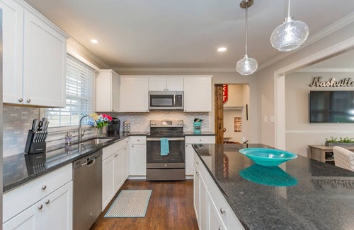 Nashville House | 4 mi. to Broadway and Opry, Hot Tub, Private Courtyard, Gameroom, No Step Entry