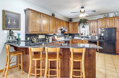 Tannersville House | 4 Mi to Camelback! Group-Friendly Poconos Cabin