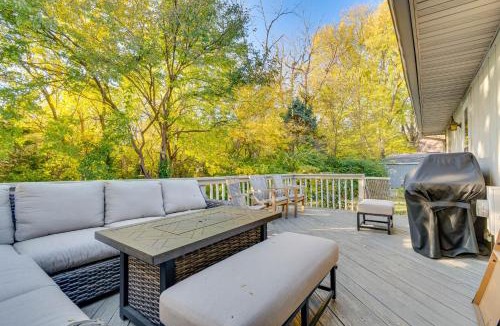 Springfield House | 4 Mi to Capitol: Spacious Springfield Home w/Deck