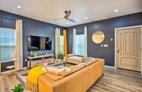 Cedar Crest House | 4 Mi to Dtwn Dallas: Home w/Fire Pit + Gazebo