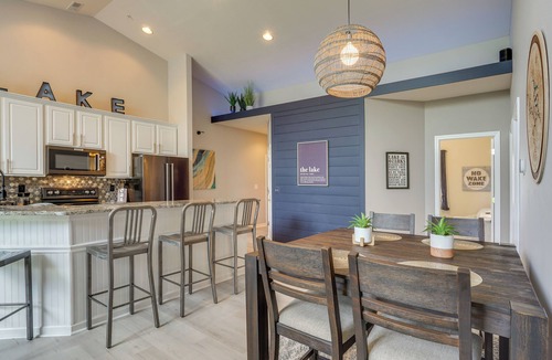 Camdenton Condo | 4 Mi to Dtwn: Gem w/Lake Access in Camdenton
