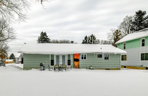 Utica House | 4 Mi to Dtwn: Pet-Friendly Home in Utica