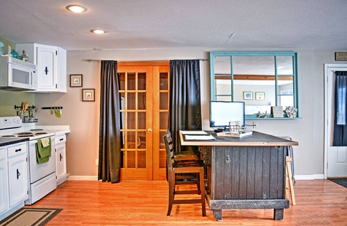 Polson Apartment | 4 Mi to Flathead Lake! Charming Mtn Escape