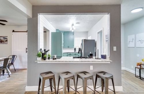 Lawton House | 4 Mi to Fort Sill: Modern Home w/Private Yard