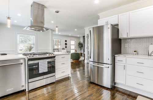 Sylvan Hills House | 4 Mi to Int’l Soccer & Dtwn Fun: Modern ATL Home