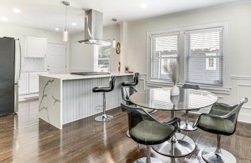 Sylvan Hills House | 4 Mi to Int’l Soccer & Dtwn Fun: Modern ATL Home
