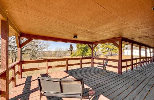 Bismarck House | 4 Mi to Lake Access: Pet-Friendly Home in Bismarck