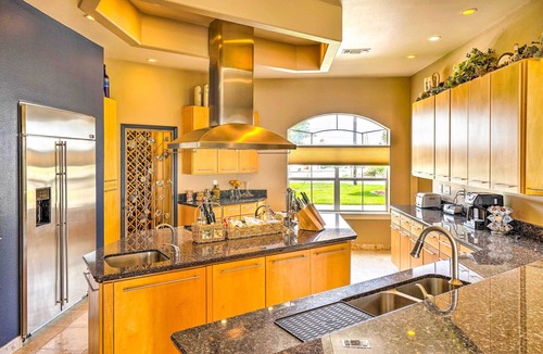 Amistad National Recreational Area House | 4 Mi to Lake Amistad Access: Luxury Hilltop Escape