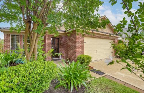 Atascocita House | 4 Mi to Lake Houston! Single-Level Home w/Yard