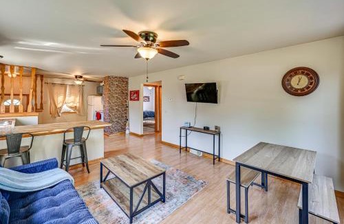 Benton Heights House | 4 Mi to Lake Michigan Updated Benton Harbor Home!