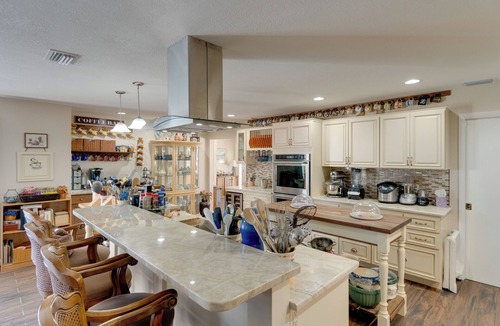 Port Charlotte House | 4 Mi to Port Charlotte Beach Park: Gem w/Pool