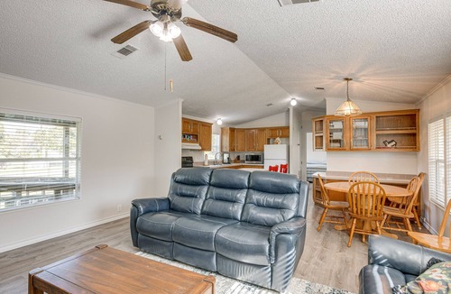 Rockport House | 4 Mi to State Park: Peaceful Rockport Home w/Yard