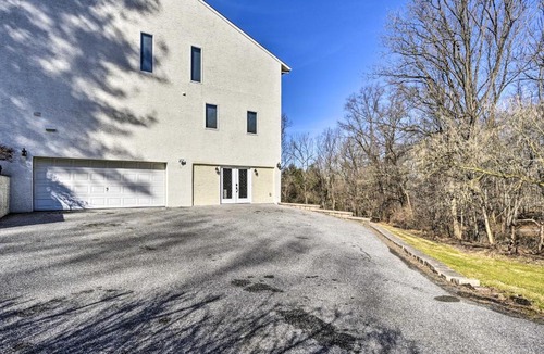 Newark Apartment | 4 Mi to University of Delaware: Cozy Couple's Apt
