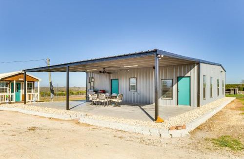 Whitney House | 4 Mi to Whitney Lake: Home on 30 Acres!