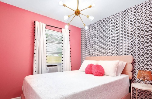 Southside House | 4 miles from Lackland Airforce BMT I Seaworld I Downtown