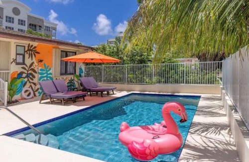 Deerfield Beach House | 4-min Walk to Beach Pool Tiki Canal Boat Dock