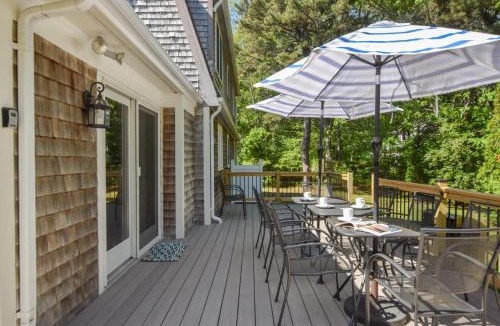 North Eastham House | 4 Mins to Bayside Beaches