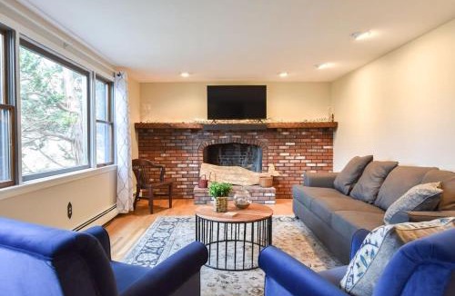 North Eastham House | 4 Mins to Bayside Beaches