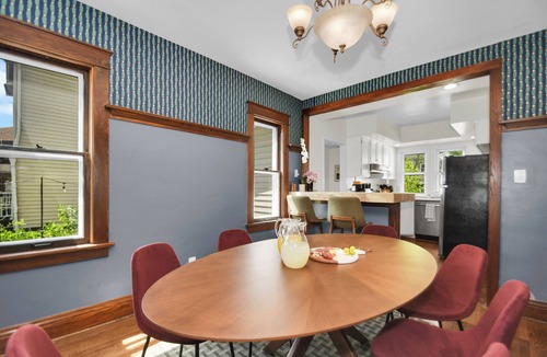 Northshore Triangle House | 4 mins to Notre Dame! Game Room, Grill, Fire Pit! Family-Sized Historic Home