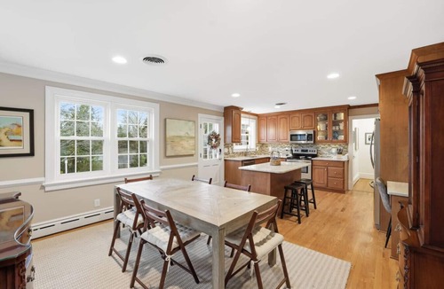 North Chesterfield Condo | 4 Mins to U of R! Spacious, Central Guest Suite