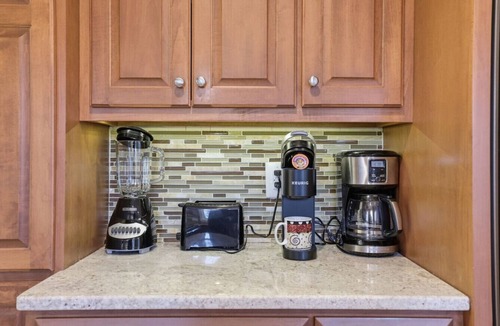 North Chesterfield Condo | 4 Mins to U of R! Spacious, Central Guest Suite