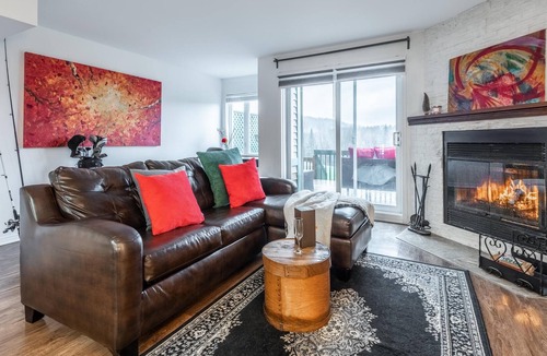 Mont-Tremblant House | 4 minutes to the ski slopes