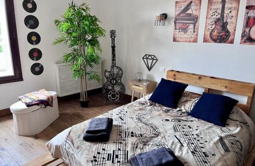 Limoux Apartment | 4 pers Centre de Limoux au calme - Parking & Wifi