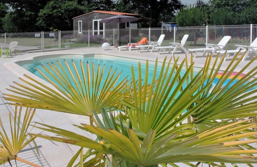 La Roche-sur-Yon Ski Chalet | 4-PERSON CHALET