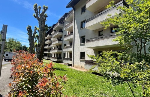 Uriage-les-Bains Apartment | 4-person ground-floor apartment, in the center of town and facing Uriage park, near thermal baths