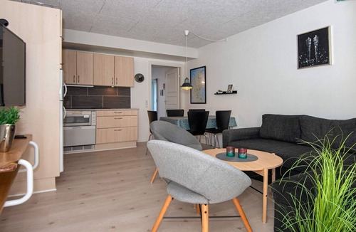 Sondervig Apartment | 4 person holiday home on a holiday park