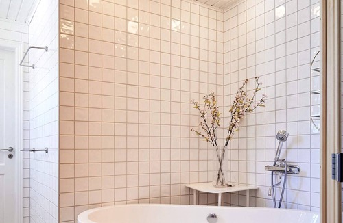 Boderne House | 4 person holiday home in Aakirkeby