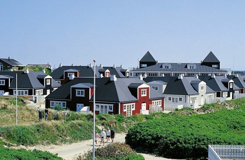 Sondervig House | 4 person holiday home on a holiday park in Ringkøbing