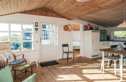 Grena Strand House | 4 person holiday home in Grenaa