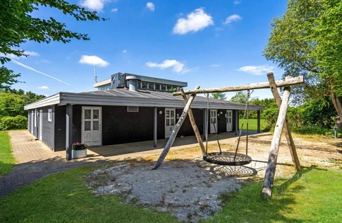 Hampen House | 4 person holiday home in Hampen