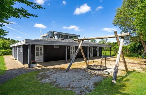 Hampen House | 4 person holiday home in Hampen