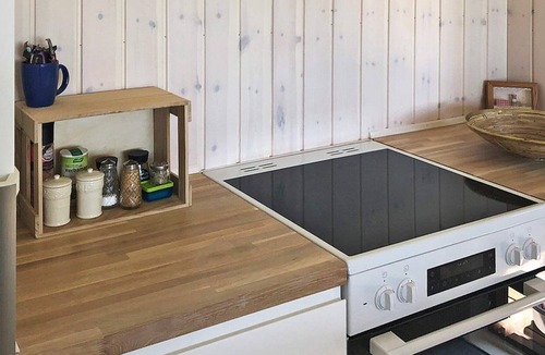 Skødshoved Strand House | 4 person holiday home in Knebel