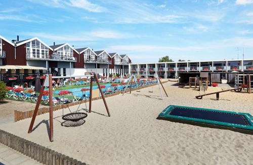Bønnerup Strand Apartment | 4 person holiday home in Glesborg