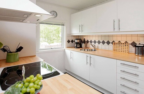 Hou House | 4 person holiday home in Hals