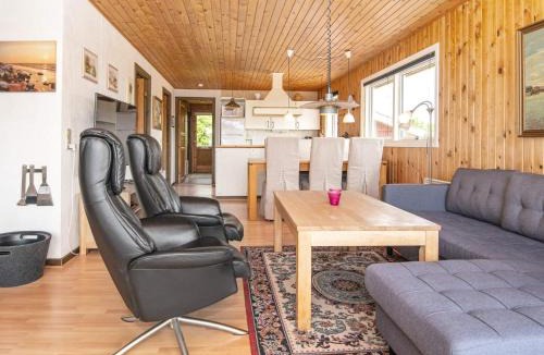 Harboore House | 4 person holiday home in Harbo re