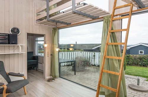 Ronde House | 4 person holiday home in Rønde-By Traum