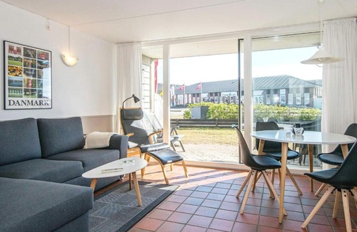 Rindby Strand Apartment | 4 person holiday home in Fan