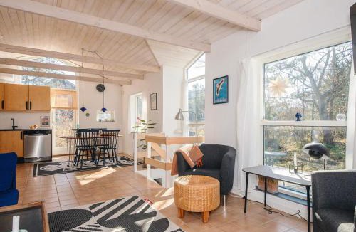 Grena Strand House | 4 person holiday home in Grenaa