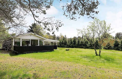 Hou House | 4 person holiday home in Hals